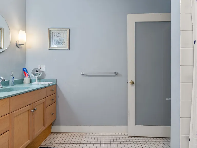 1200 Washington St #121 — Photo 19