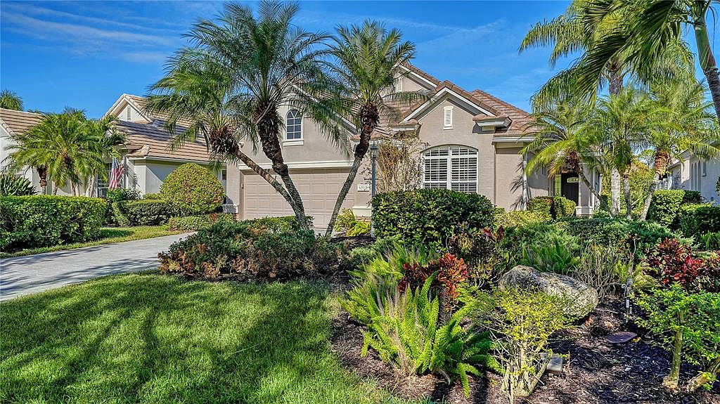 6519 Oakland Hills Dr