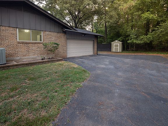 3rd image of 18229 Wild Lake Rd