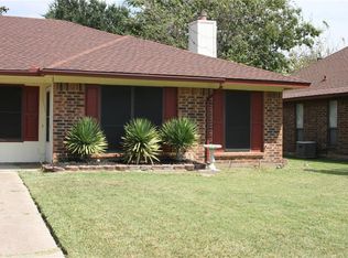 311 E Amberway Ln, Garland, TX 75040