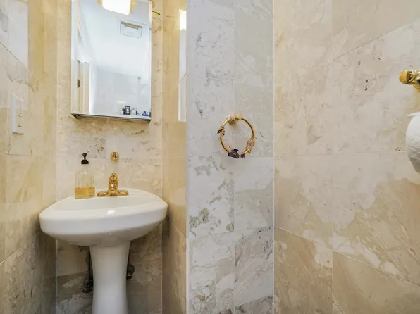 2221 East 69th Street image 3 of 15