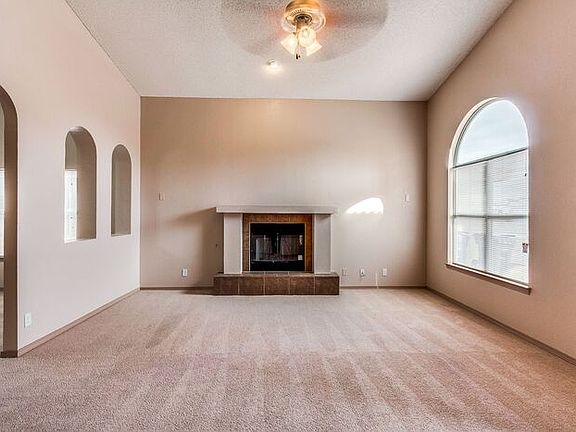 4th image of 11733 Bedouin Ct