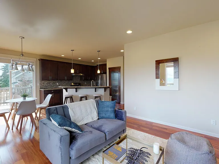 3330 S Holly St — Photo 3