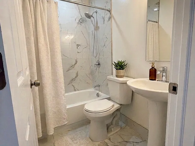 228 Bowers St #1 — Photo 11