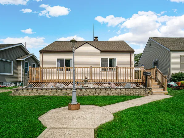 1013 177th Pl, Hammond, IN 46324