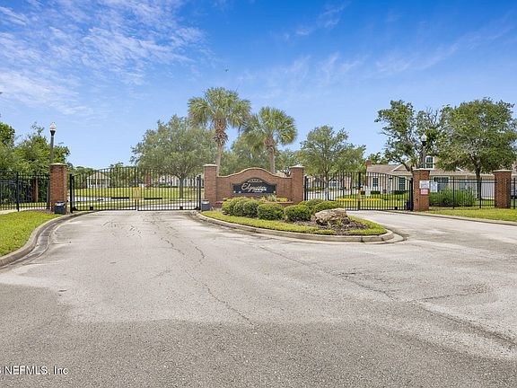 2nd image of 4295 EDGEWATER CROSSING Drive #4-3