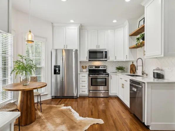 115 Stokeswood Pl, Nashville, TN 37215