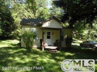 856 Hallet Rd, East Stroudsburg, PA 18301