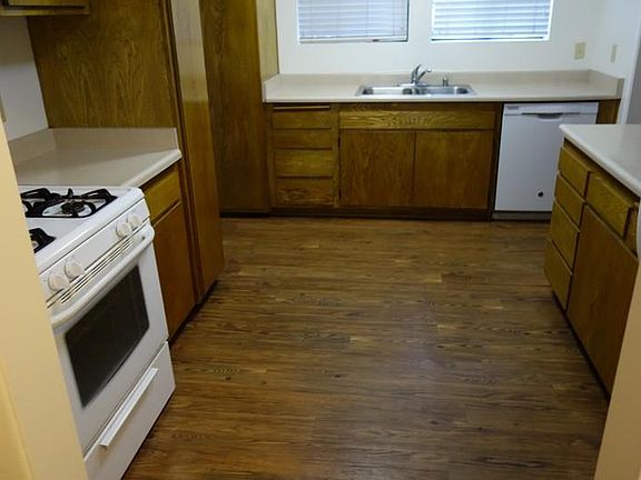 4th image of 1448 Lou Dillon Ln #A