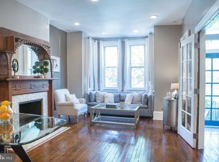 438 10th St NE, Washington, DC 20002