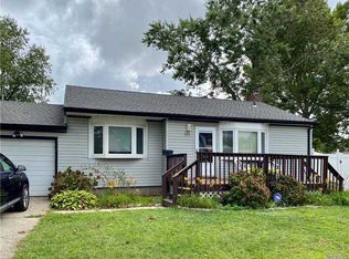 151 Front Ave, Brentwood, NY