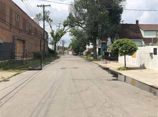 9 Churchill St, Buffalo, NY 14207
