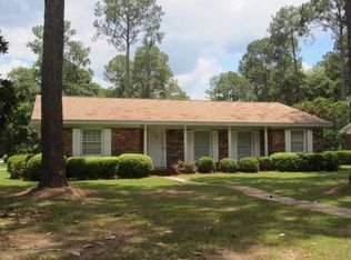 520 Edgewood Ln, Albany, GA 31707