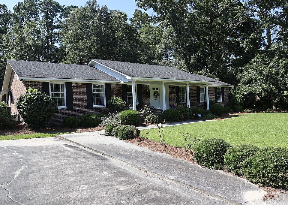 1st image of 3172 Jackson Dr