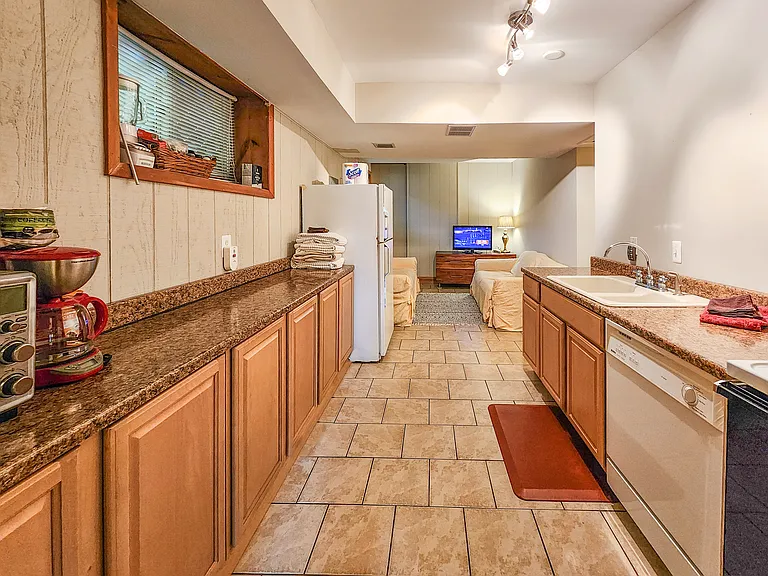 1506 Chain Bridge Rd #LL — Photo 3
