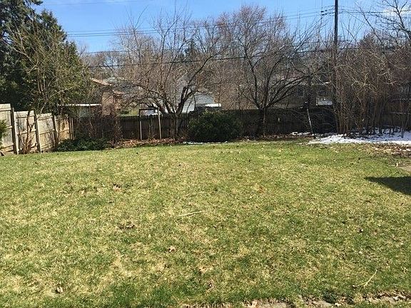 4th image of 125 Alder Ave