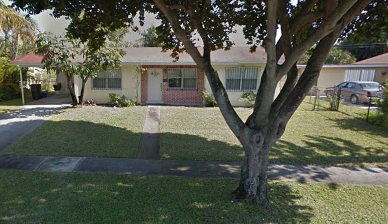 1st image of 324 N Ware Dr