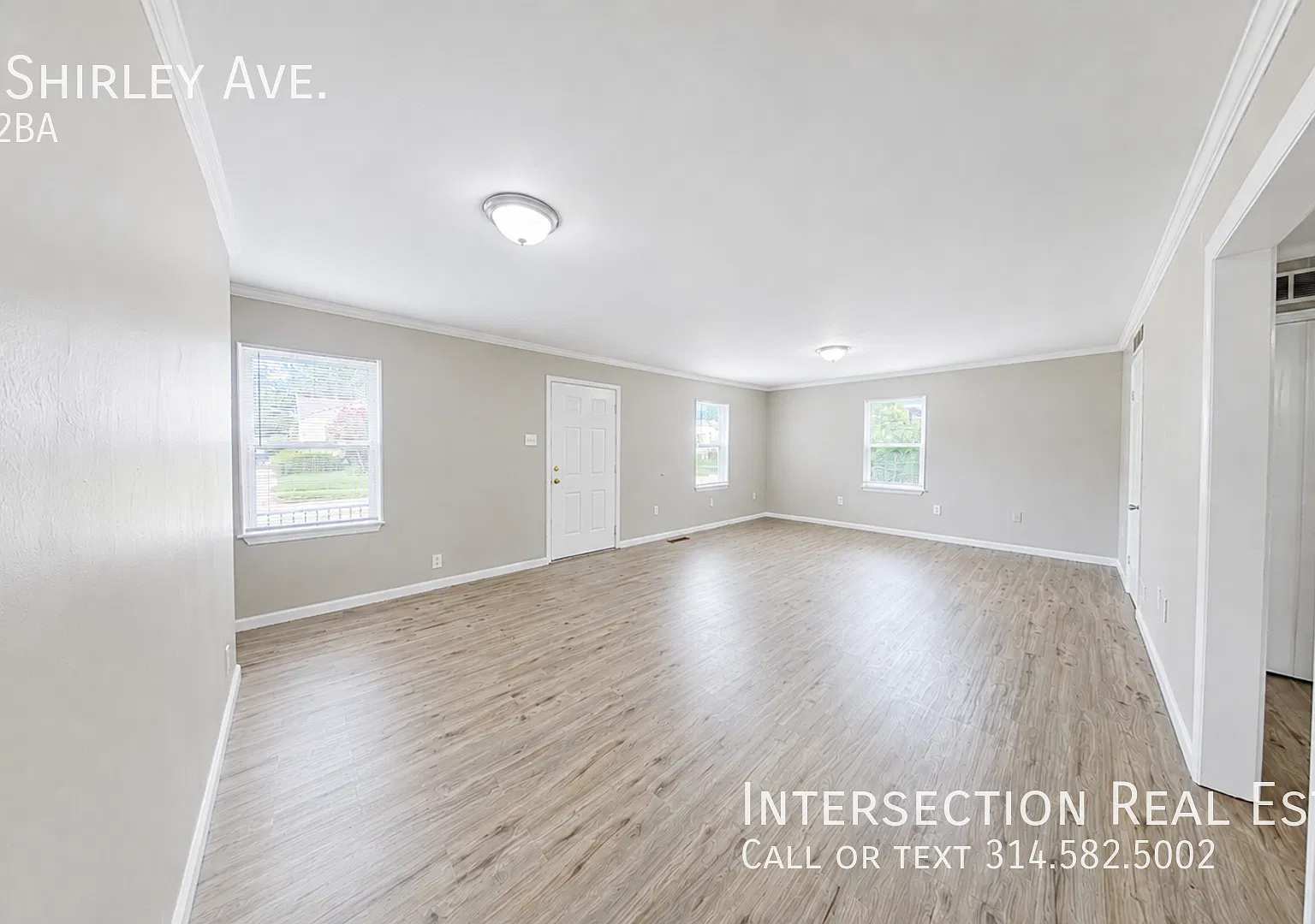 Beautifully Renovated 3Bed/2Bath Home in Ferguson, MO — Photo 3