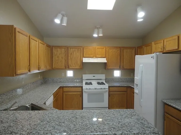3365 Eagle Bend St — Photo 9