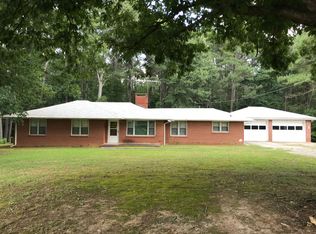 2909 Centerville Rosebud Rd, Snellville, GA 30039