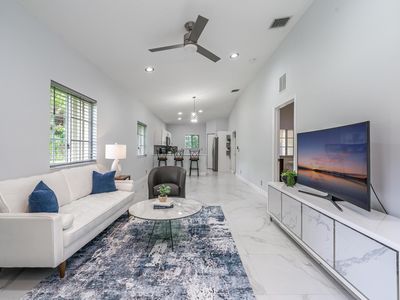 2285 Windjammer Way, West Palm Beach, FL, 33411