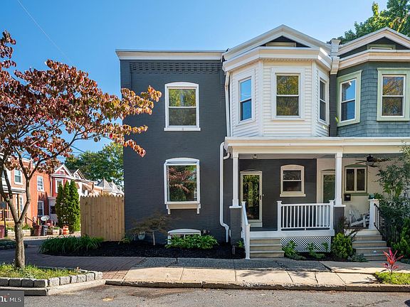 2nd image of 317 W 19th St