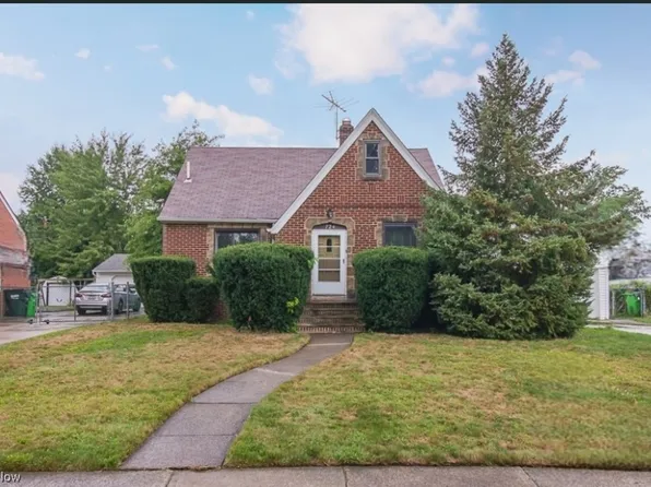 724 E 236th St, Euclid, OH 44123