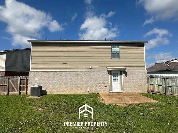 10088 Chariden Dr — Photo 19