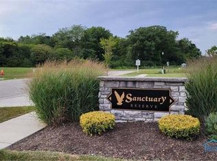 1001 Reserve Dr, Perrysburg, OH 43551