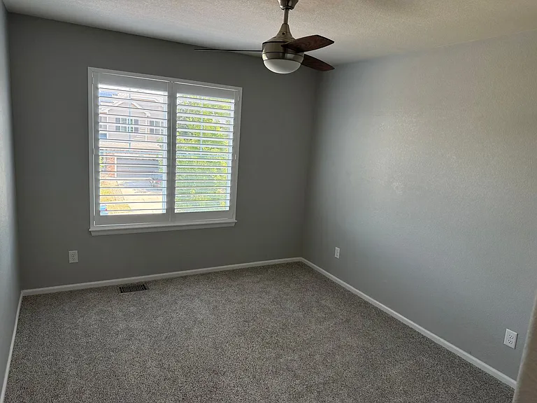 25084 E Pinewood Pl — Photo 10