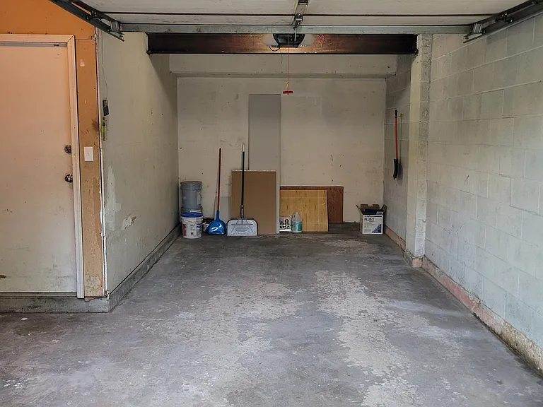 459 Skokie Ln — Photo 12