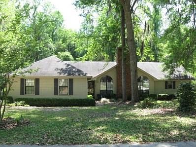 1st image of 904 Williamsburg Dr
