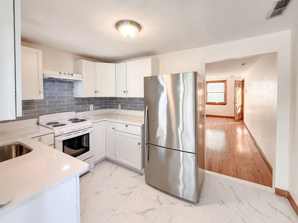 202 Bremen St #3, Boston, MA 02128