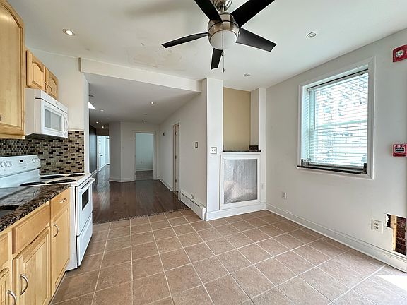 4th image of 1301 W Moyamensing Ave #2R