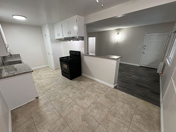 3rd image of 327 N Isabel St APT 4