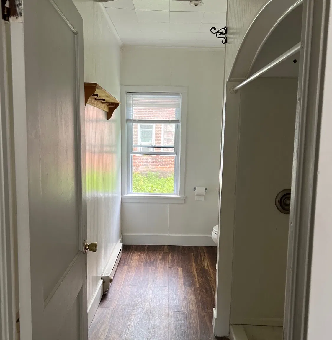 1 bed, 1360 sqft, $875 — Photo 3