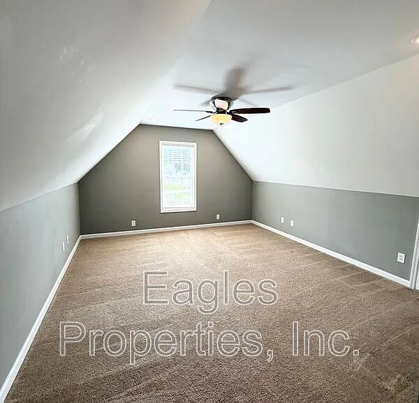 201 Autumn Ridge Dr — Photo 18