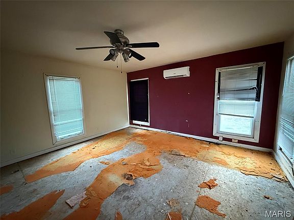 5th image of 22709 Baker Rd