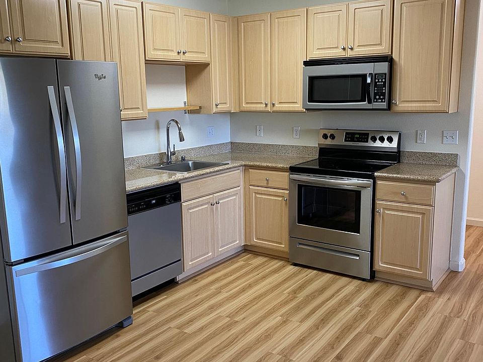 1st image of 3128 Loma Verde Dr APT 312