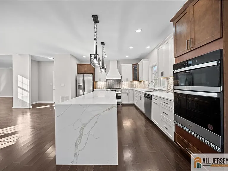 7 Mount Pleasant Ave — Photo 11