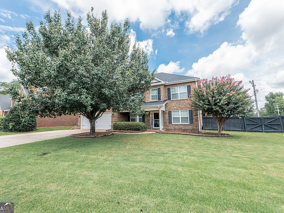 1st image of 618 Cheshire Dr