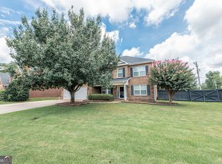 618 Cheshire Dr, Warner Robins, GA 31088