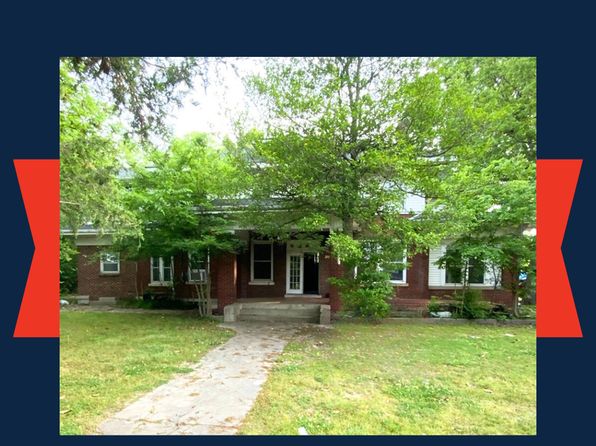 704 Finley St APT 1, Dyersburg, TN 38024