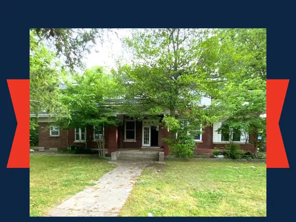 704 Finley St APT 1, Dyersburg, TN 38024