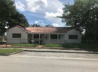 710 SE 1st St, Hialeah, FL 33010
