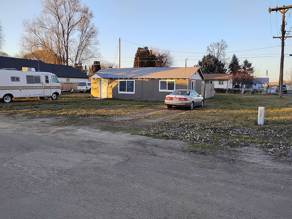 1st image of 602 W Nevada Ave