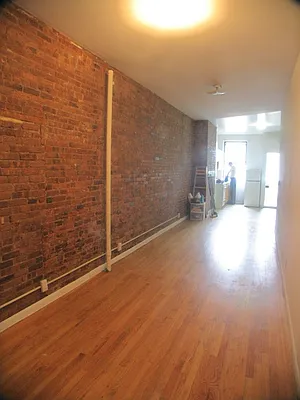 Rented by DSA Realty | media 47