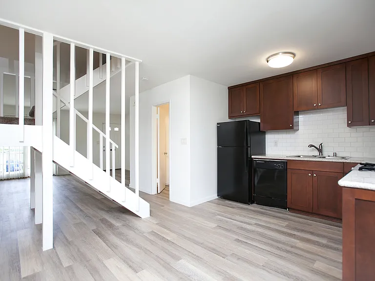 5162 Dawes St — Photo 4