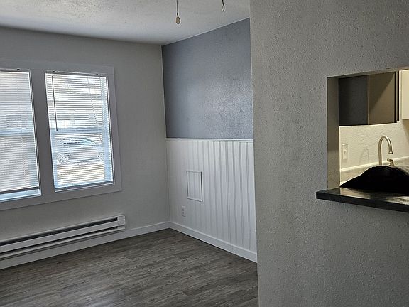 3rd image of 260 2nd Ave N