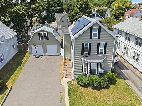 3rd image of 119 Bowler St